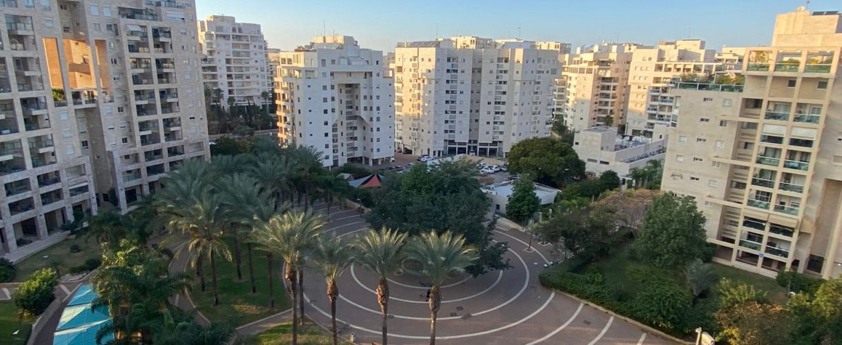 רמת אביב החדשה דופלקס 5 חדרים בבניין חדש להשכרה