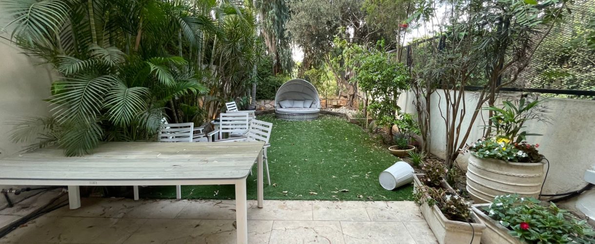 רמת אביב גימל קוטג׳ 4.5 חדרים להשכרה